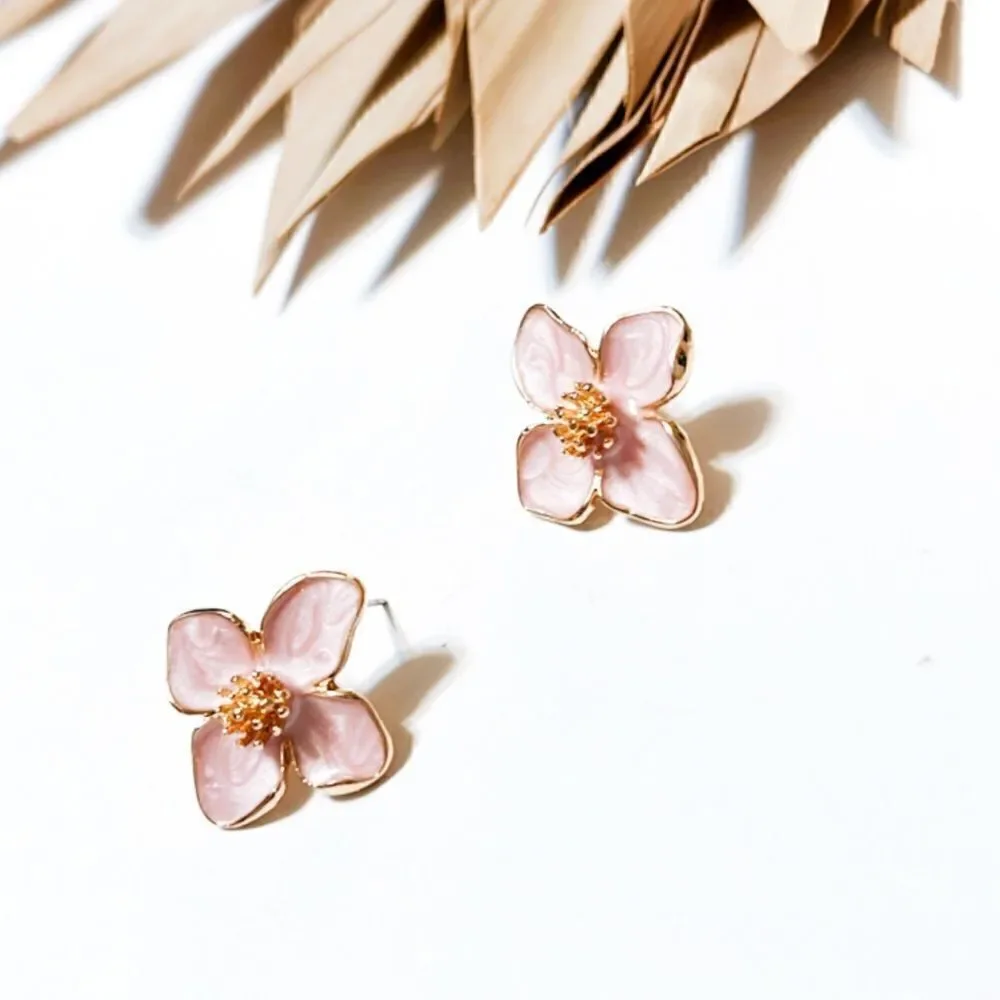 Pink flower earrings  #541
